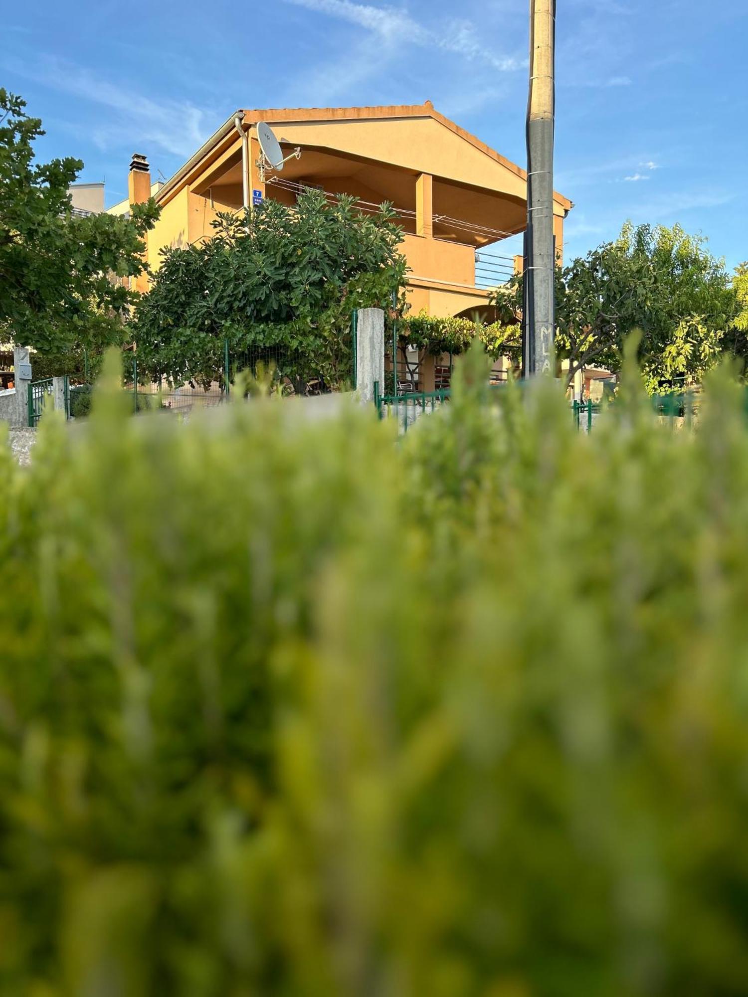 Danisacroatia Apartment Maslenica Exterior photo